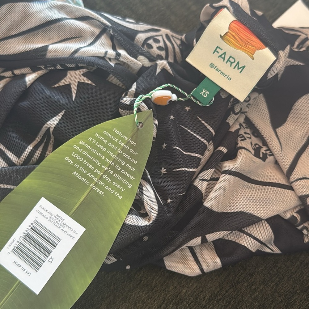 NWT Farm Rio Cerrado Sky Printed Mesh Ruched Mock Neck Long Sleeve Top - Picture 6 of 6